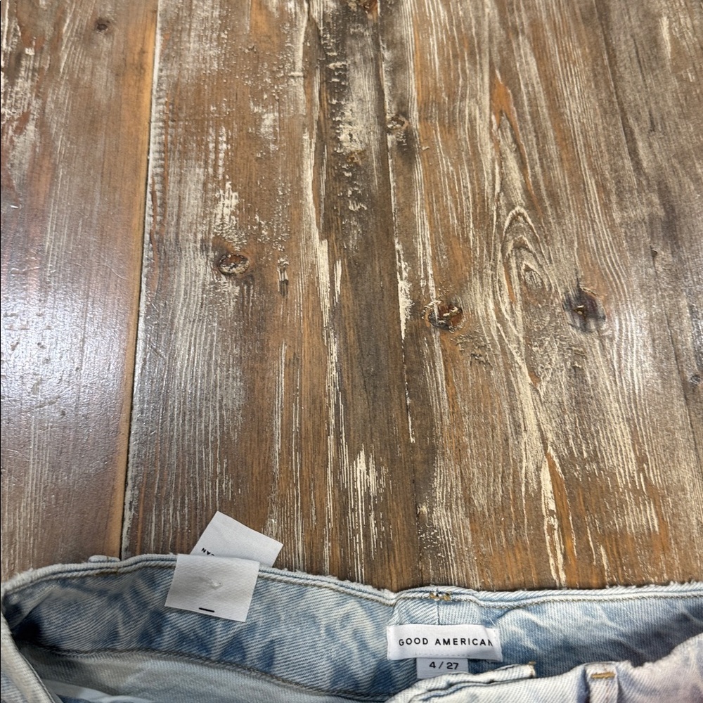 Good American Light Blue Ripped Straight Leg Jeans - Picture 5 of 7